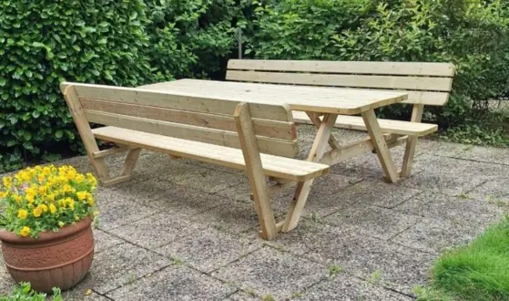 talen buitenmeubels